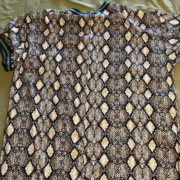 Dressed in Lala Frankie Oversized T-Shirt Dress in Cobra M - Picture 2 of 4